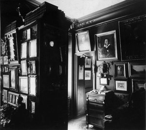 Innenraum des Museums des Autors und Historikers Alexander Onegin in Paris, 1920er Jahre von Unbekannt