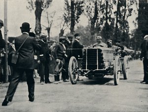 Jarrott kommt in Bordeaux im Rennen des Todes an, 1937