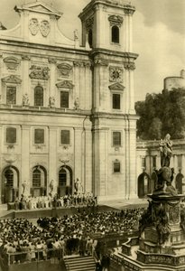 Jedermann aufgeführt vor dem Salzburger Dom, Salzburg, Österreich, ca. 1935 von Unbekannt