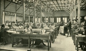 Damenangestellte tabellieren die amerikanischen Volkszählungsergebnisse, 1901 von Unbekannt