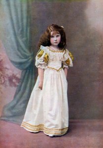 Lady Elizabeth Bowes-Lyon, im Alter von sechs Jahren, 1906-1907 von Unbekannt