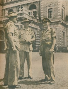 Führer der Burma-Kampagne trafen sich in Rangun nach dem Fall der Stadt am 3. Mai 1945, 1945