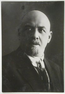 Leonid Aleksandrovich Vesnin 1880-1933