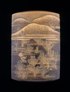 Makie-Lack-Inro mit stilisierten Kiefern und Hügeln, späte Edo-Zeit, Japan, 1750-1850