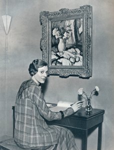 Marie Ney in ihrer Wohnung, um 1934