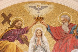 Mariä Krönung. Basilika von Fatima, Fatima, Portugal von Unbekannt