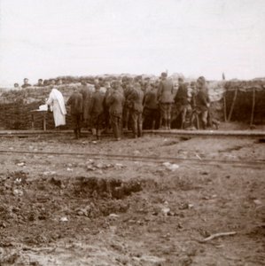 Messe in den Schützengräben, Pervijze, Flandern, Belgien, um 1914-1918