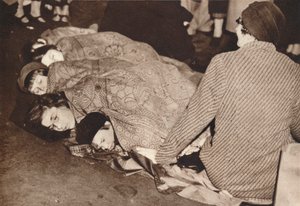 Mitternacht im Mall, 1937