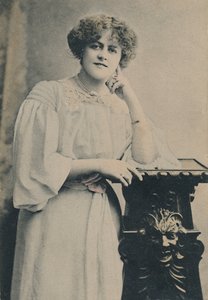 Miss Marie Studholme, 1872-1930, ca. 1930 von Unbekannt