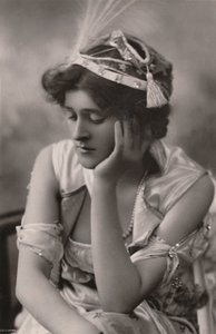 Miss Zena Dare, 1887-1975, um 1930 von Unbekannt