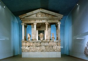 Nereiden-Monument, Lykisch, 390-380 v. Chr.