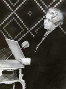 Olga Forsh, russische Autorin, Mitte 20. Jahrhundert von Unbekannt