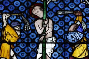 Unsere Liebe Frau von Straßburg Kathedrale. Buntglasfenster. Christus in seiner Passion. Die Geißelung. 14. Jahrhundert. Straßburg. Frankreich. von Unbekannt