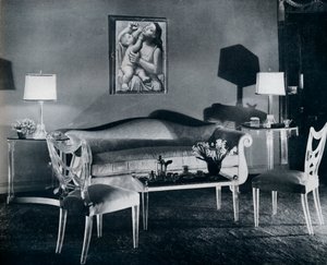 Plexiglasmöbel in einem Interieur der 1940er Jahre, 1941
