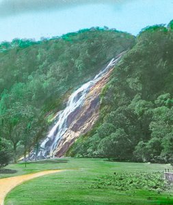 Powerscourt-Wasserfall, Co. Wicklow, um 1910