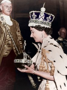 Königin Elizabeth II. kehrt nach ihrer Krönung zum Buckingham Palace zurück, 1953 von Unbekannt
