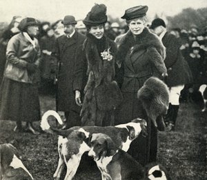 Königin Mary und Königin Alexandra bei einem Treffen der West Norfolk Hunt, 1920 von Unbekannt
