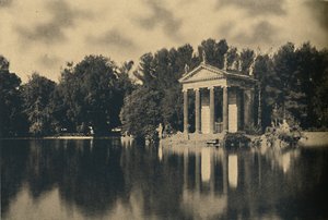 Roma - Villa Borghese Umberto I. - Kleiner Tempel im See-Garten, 1910