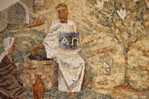 Abteibasilika Saint-Maurice, Mosaik von Madeleine Diener. Jesus und die Samariterin am Jakobsbrunnen, Saint-Maurice, Schweiz
