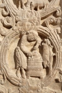 Basilika Saint Denis. Zentrales Portal. Landwirtschaftlicher Kalender, 20150919, Saint-Denis, Frankreich von Unbekannt