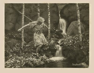 Szene aus dem Film Die Nibelungen: Siegfried von Fritz Lang, 1924