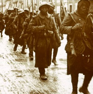 Senegalesische Soldaten nach dem Angriff, ca. 1914-1918