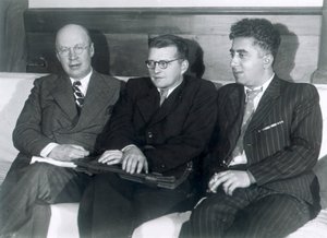 Sergei Prokofjew, Dmitri Schostakowitsch und Aram Chatschaturjan, russische Komponisten, 1945