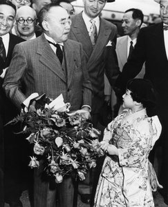 Shigeru Yoshida kommt zum Friedensvertrag von San Francisco, USA, April 1952