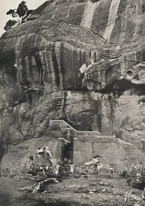 Sigiri, Aufstiegseite im Norden, der sogenannte Löwensteig, der durch Treppen, Leitern und Geländer erneuert wurde