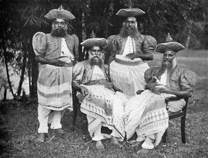 Singhalesische Männer von hohem Rang, 1902