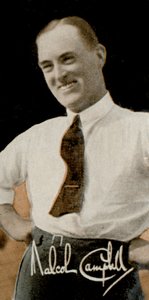 Sir Malcolm Campbell, englischer Rennfahrer und Motorjournalist, 1935 von Unbekannt