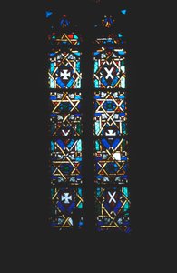 Davidstern in einem Kirchenfenster aus Buntglas, Barcelona, Spanien