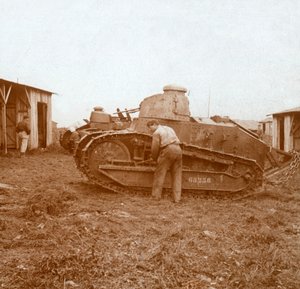 Panzerwartung, ca. 1914-1918