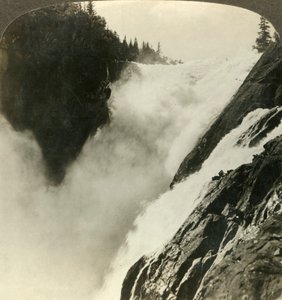 Großartige Pracht der mächtigen Riukan-Fälle, wo sie ihren 800-Fuß-Absturz beginnen, Norwegen, ca. 1905