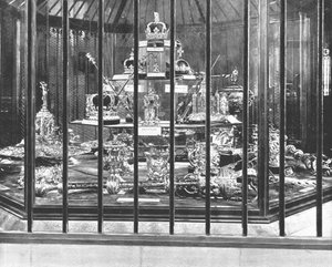 Die Kronjuwelen, 1894