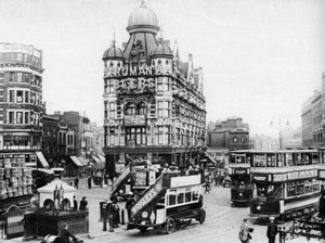 The Elephant and Castle, London, 1926-1927 von Unbekannt