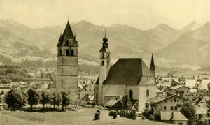 Die Liebfrauenkirche und Kirche St. Andreas, Kitzbühel, Tirol, Österreich, ca. 1935 von Unbekannt