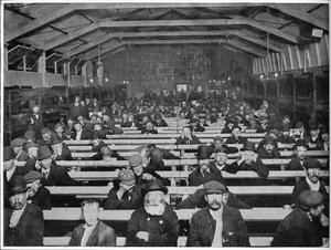 The Penny Sit-Up, Salvation Army Unterkunft, Blackfriars, London, um 1900-1901 von Unbekannt