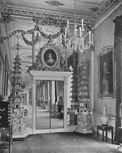 Der Hauptkorridor, Buckingham Palace, Südende von Unbekannt