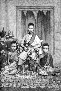Die Königinmutter der kambodschanischen Khmer, Kambodscha, 1895 von Unbekannt