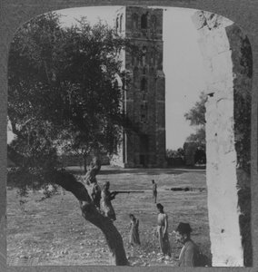 Der Turm in Ramleh, angeblich das Minarett einer großen Moschee, um 1900