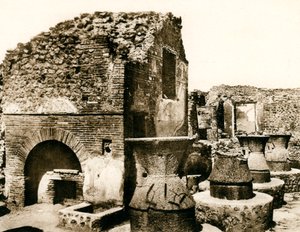 Die Bäckerei und Mühle, Pompeji, Italien, um 1900er