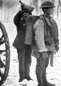 Der heiße Suppenmann an der Front, Erster Weltkrieg, 1916 von Unbekannt