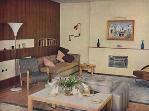 Das Wohnzimmer in einer Londoner Wohnung, neu gestaltet von Serge Chermayeff, F.R.I.B.A., 1936 von Unbekannt
