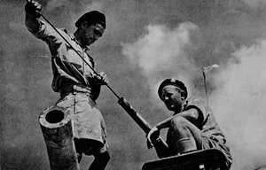 Die Panzerbesatzungen bereiten sich vor..., 1942-1944
