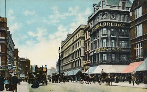 Tottenham Court Road, London, 1906