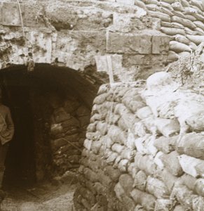 Tunnel, Mt Casque, Frankreich, um 1914-1918