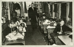 Wenn die Schule zu den Kindern kommt - Reisende Schulen bieten eine durch und durch moderne Ausbildung von Unbekannt