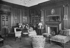 Holzarbeiten aus einem alten englischen Raum in der Bibliothek, Haus von Miss Anne Morgan, New York City, 1924