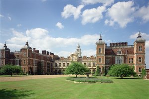 Außenansicht von Hatfield House, Hertfordshire, erbaut 1607-12 von Unbekannt Unbekannt